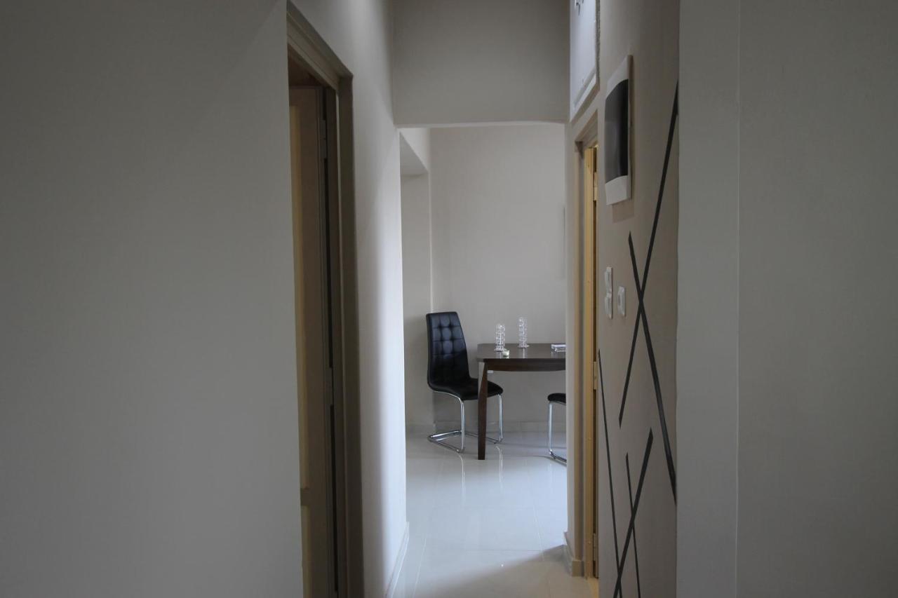Christa'S Home Near Ath Airport Markópoulon エクステリア 写真