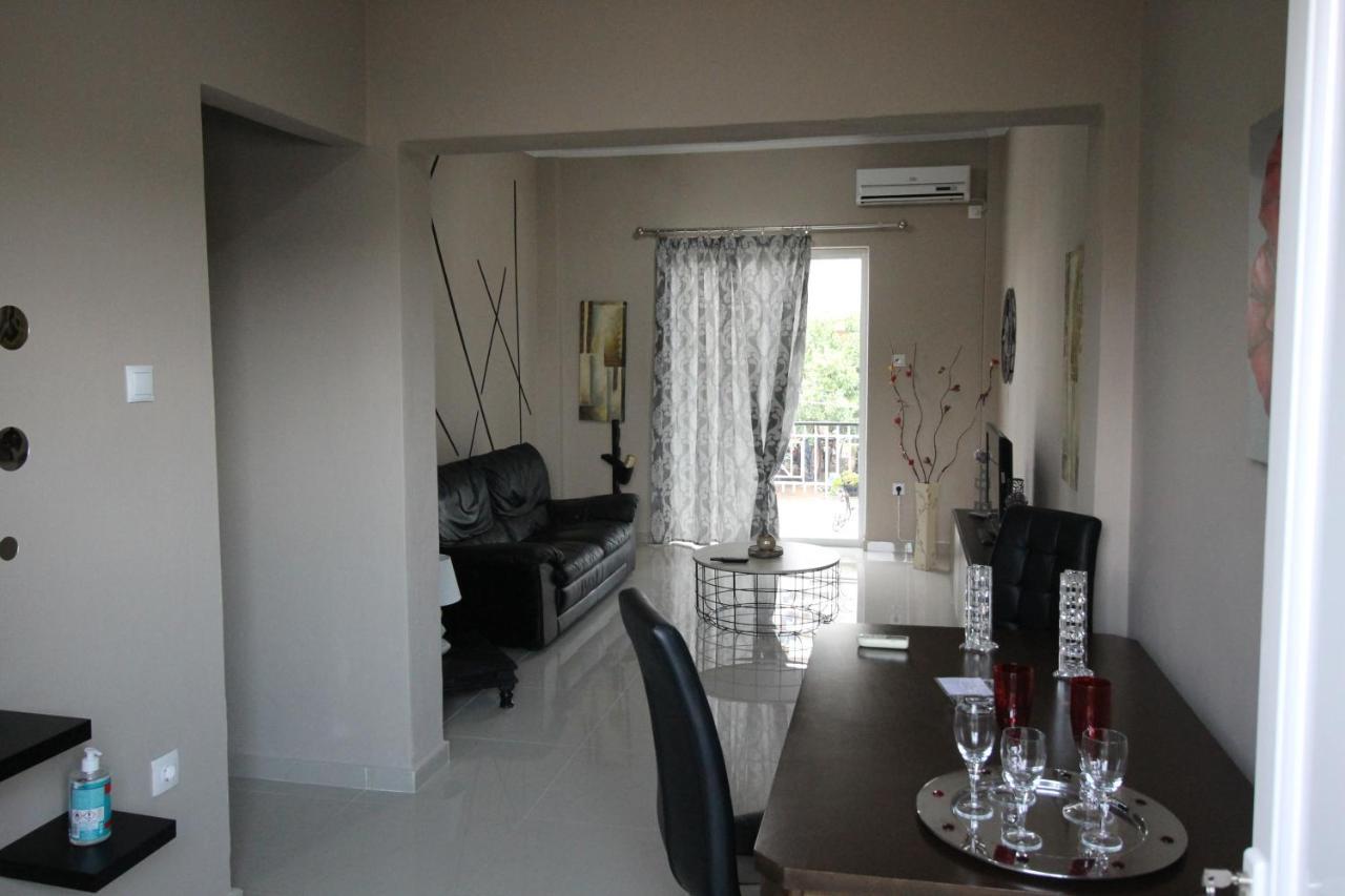 Christa'S Home Near Ath Airport Markópoulon エクステリア 写真